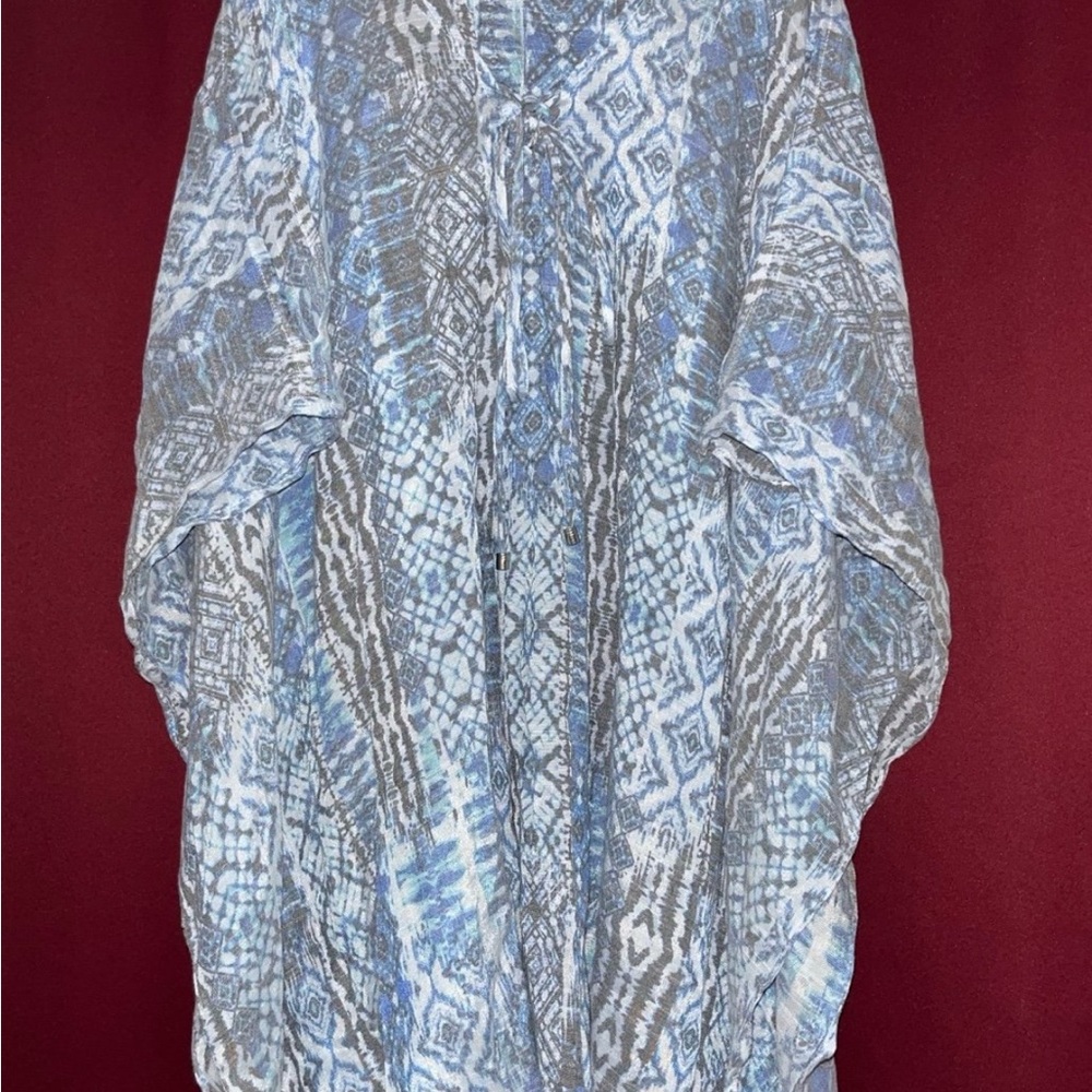 Blue and Gray Patterned Kimono